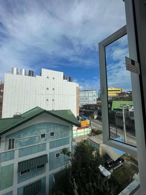 Aura One Hotel Baguio City Buitenkant foto